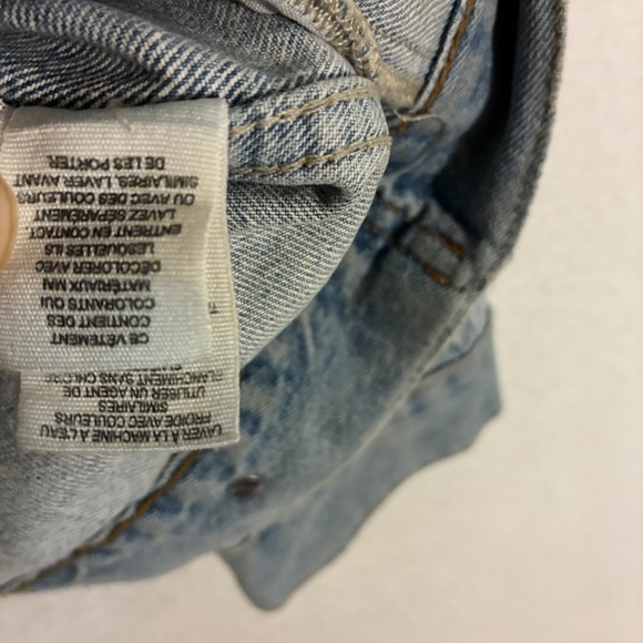 Free People Studded Distressed Demin Jacket Womens M Metal Button Boho Festival - Picture 5 of 10